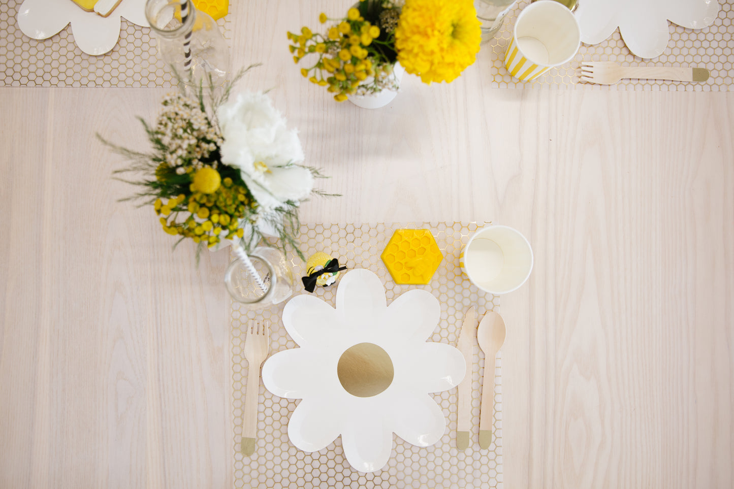 Little Honey Bee Party Box