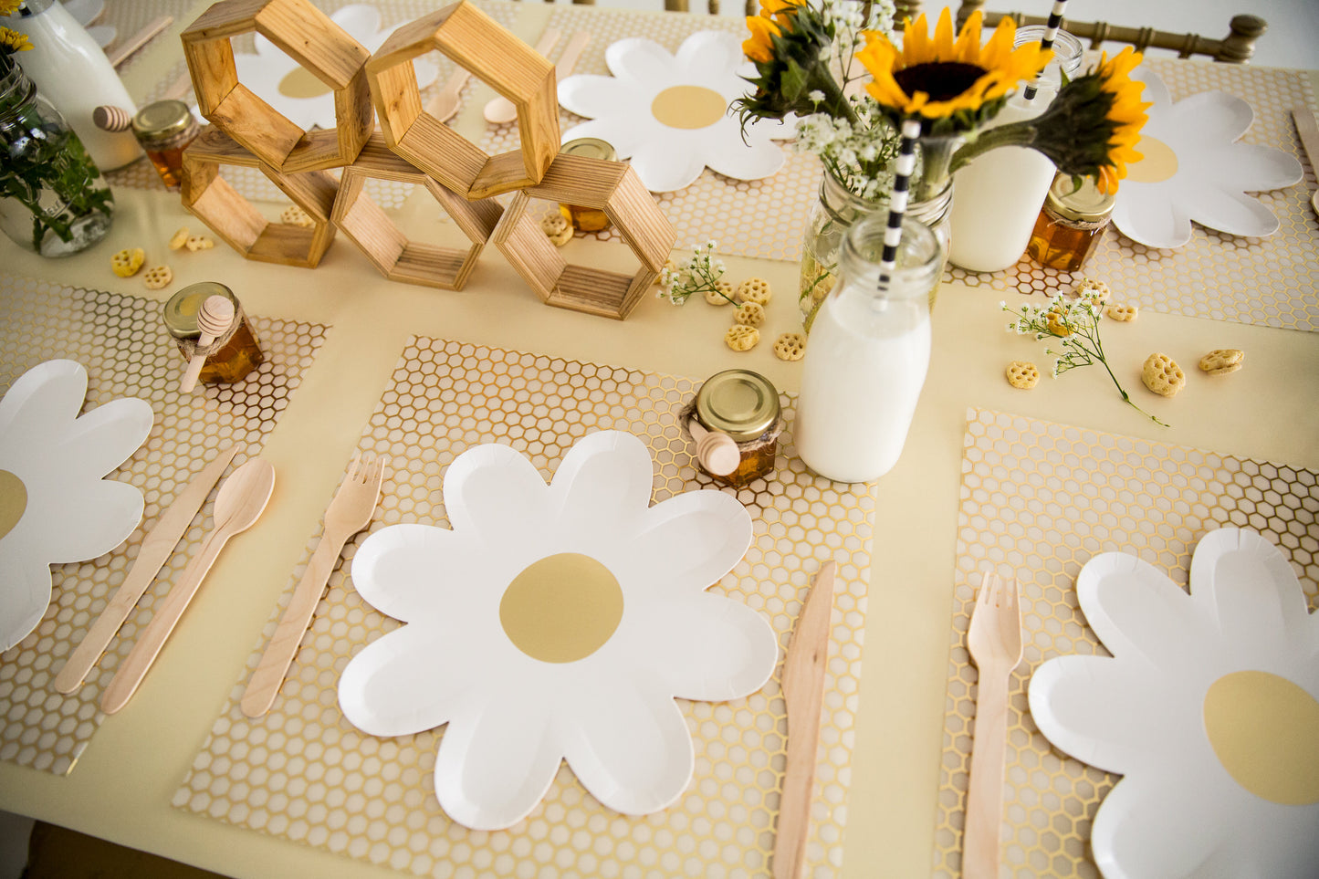 Little Honey Bee Party Box