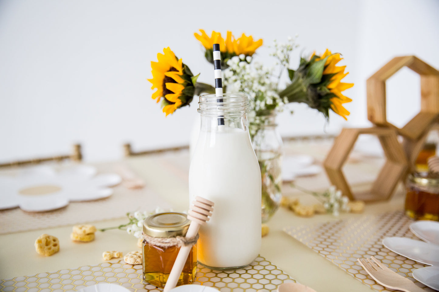 Little Honey Bee Party Box