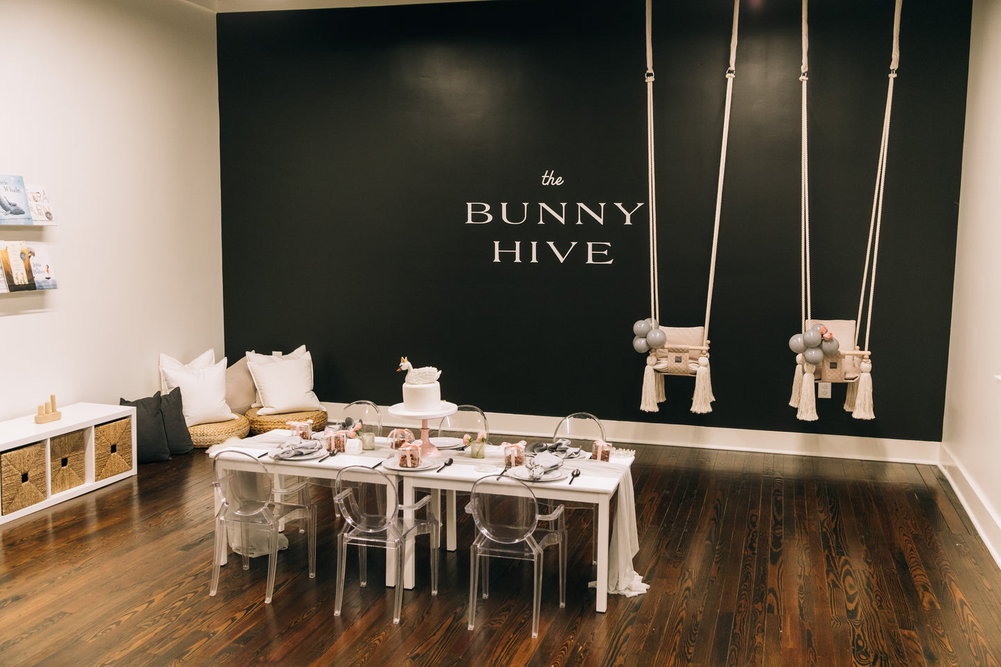 Winter Swan Party Box