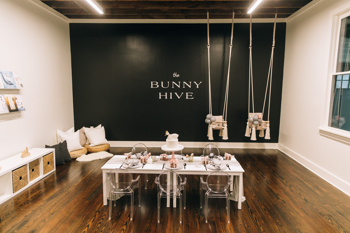 Winter Swan Party Box